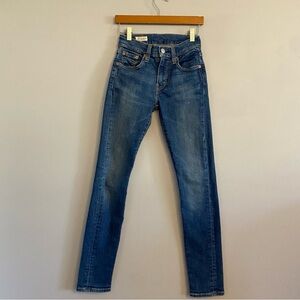 Levi’s 519 Skinny Jeans Size 26/32
